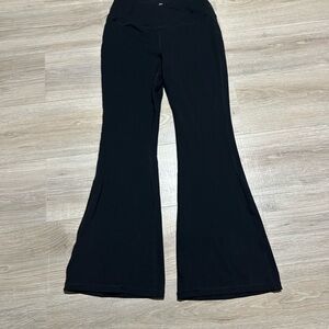 Yogalicious Lux Black Crossover flared leggings size Large